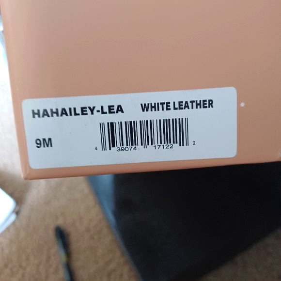 Booties - Picture 5 of 5